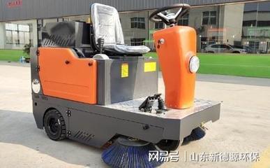 CA1160P62K1L3E4洗掃車 高效清潔，城市環(huán)衛(wèi)的得力助手